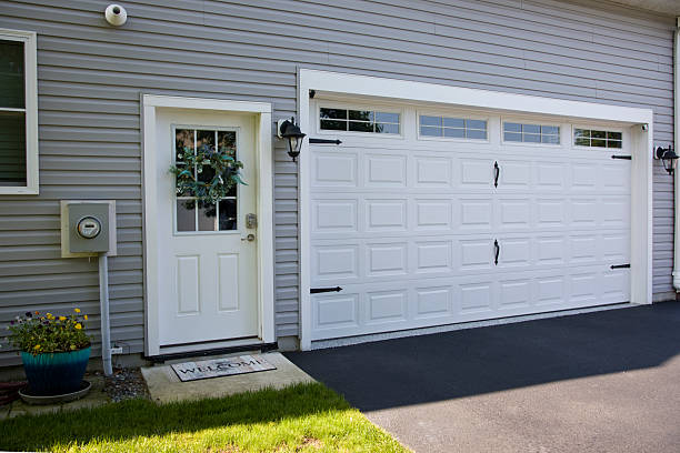 24/7 Emergency Garage Door Panel Replacement experts in Thomas County County, GA